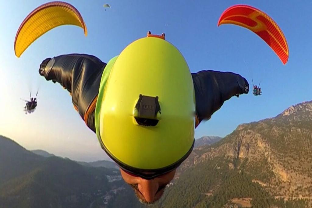 Cengiz Kocak Paraglide Travel