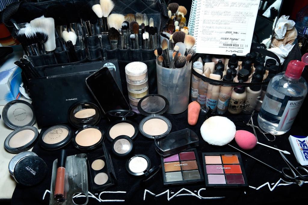 makeup products toxic chemicals