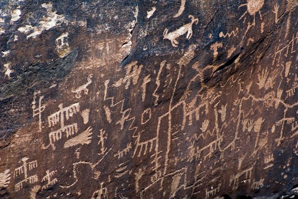 ancient human footprints found 