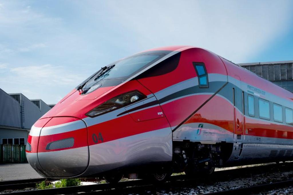 high speed trains Frecciarossa 
