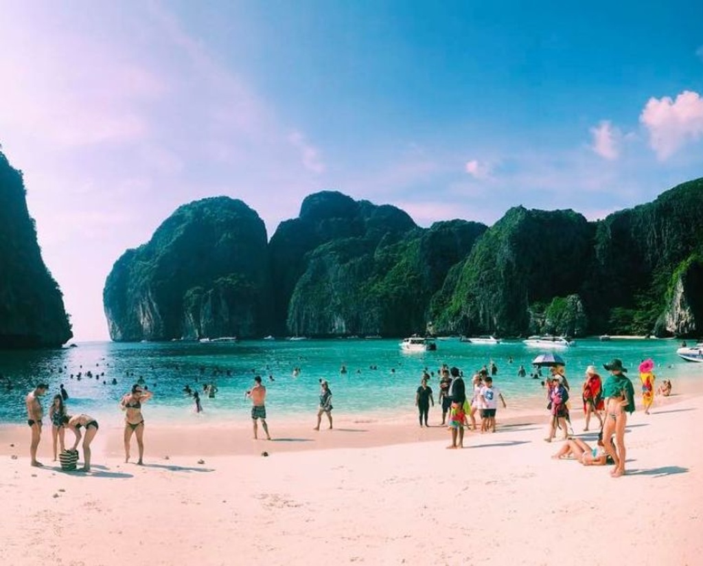 thailands white sand beaches