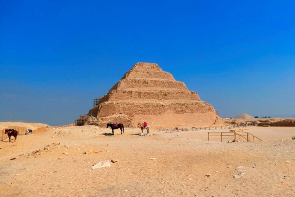 step pyramid egypt