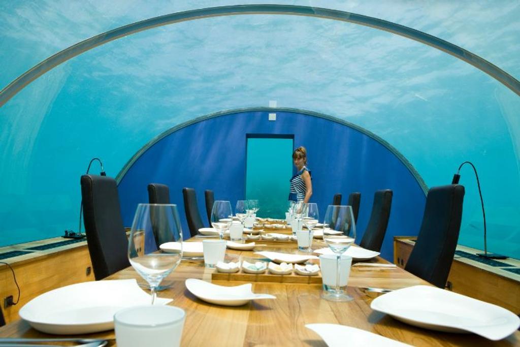Underwater Restaurant, Dining Experience