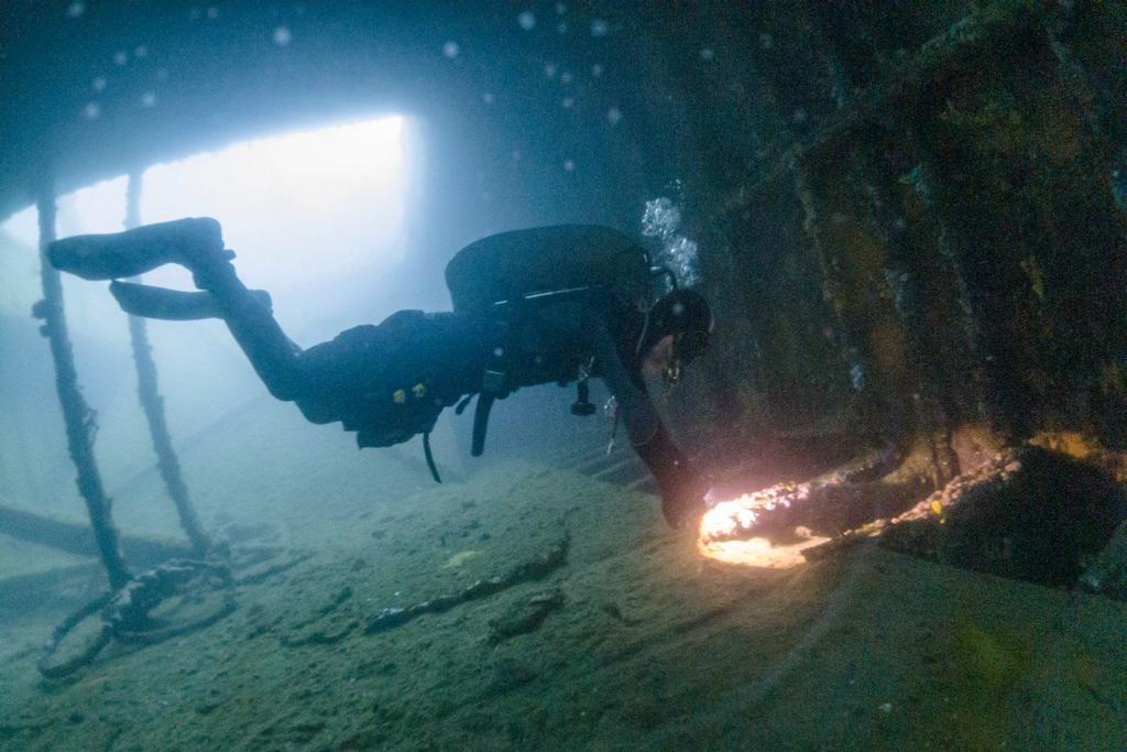 shipwreck greece diver discovery