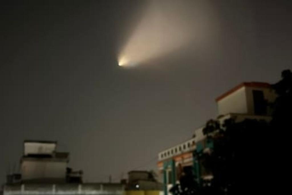 Mysterious Object India UFO