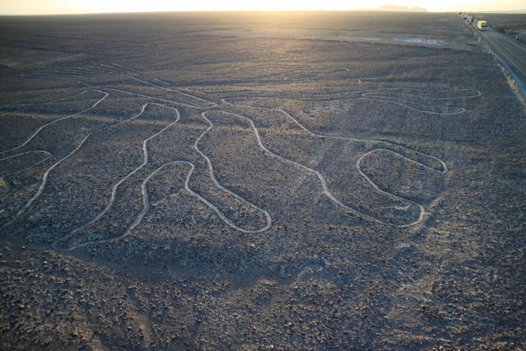 Nazca Lines Geoglyph Ancient Mystery