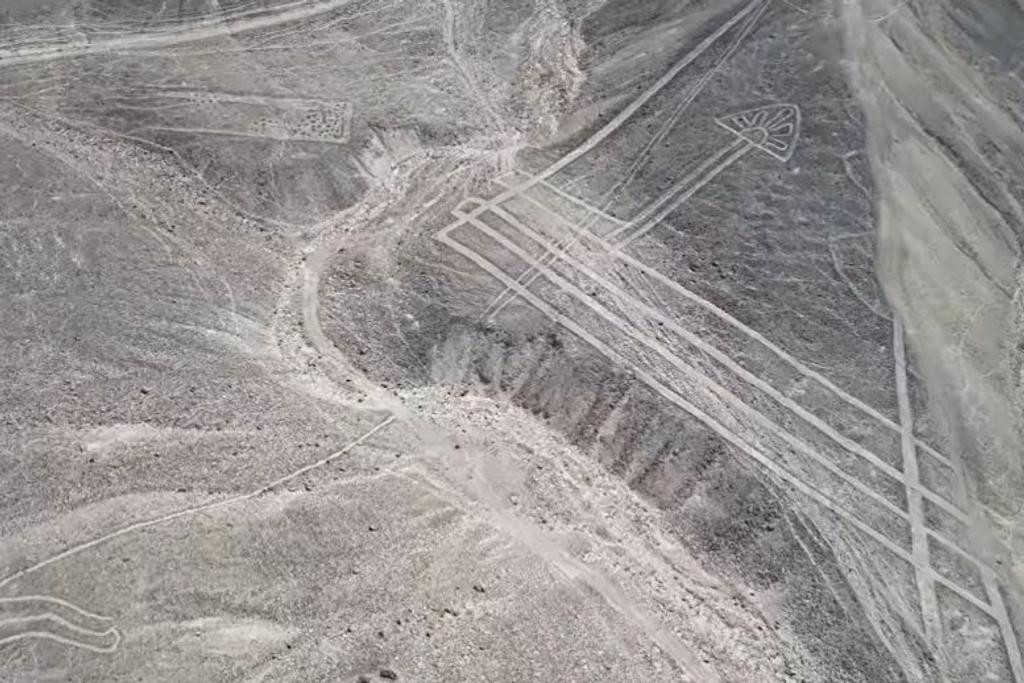 Geoglyph Nazca Peru Unsolved Mysteries
