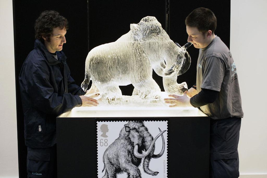 extinct animals woolly mammoth