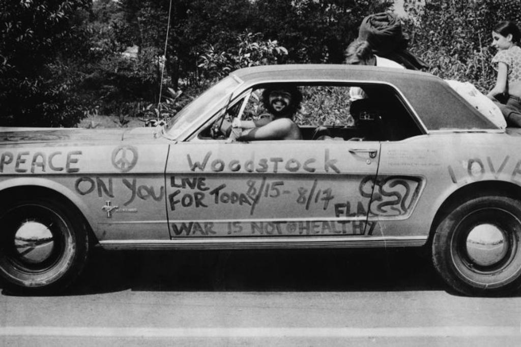 Woodstock 1969 Crowds Cars
